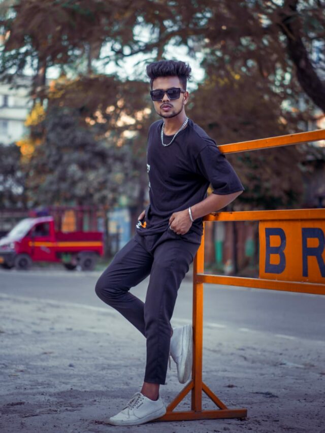 How to pose on road for boy