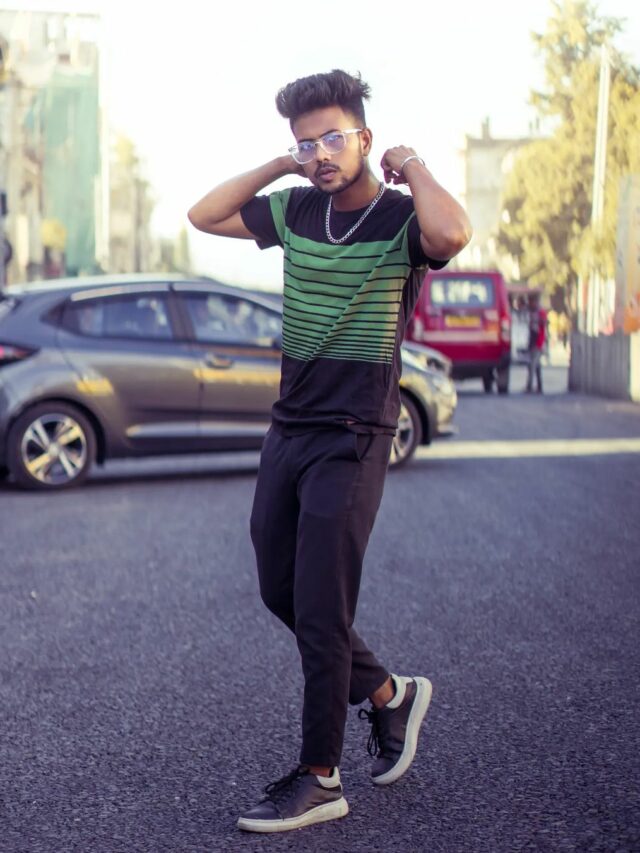 How to pose on road for boy